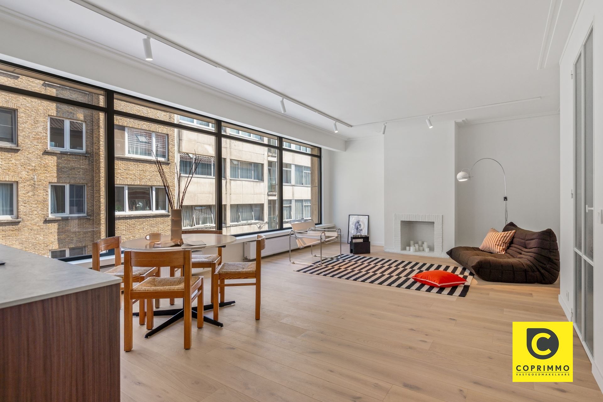 Gerenoveerd pareltje met 3 slpks en 2 terrassen in de Merode wijk! - foto 4