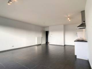 Modern appartement met 2 slaapkamers gelegen op de eerste verdieping.Dit appartement bestaat uit een ruime inkomhal met plaats voor een...