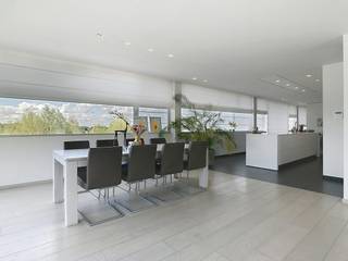 Le moyen le plus rapide pour visiter cette propriété ? Demandez votre visite via le bouton rouge de notre site Web (www.dewaele.com) et vous...