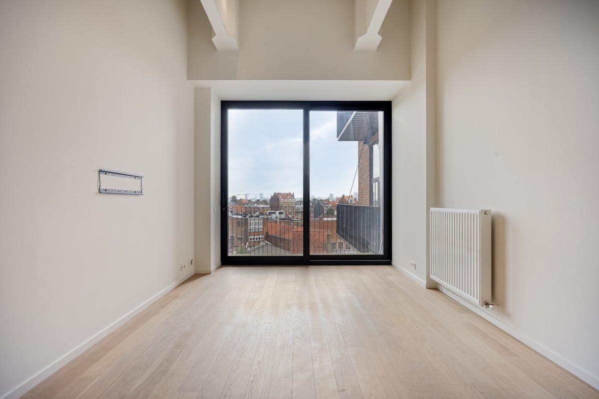 Loft-appartement één slaapkamer in voormalig fabrieksgebouw - foto 4