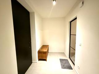 Deze instapklare woning bevindt zich in een aangename, kindvriendelijke wijk en biedt alle hedendaags comfort.Op het gelijkvloers vindt u een...