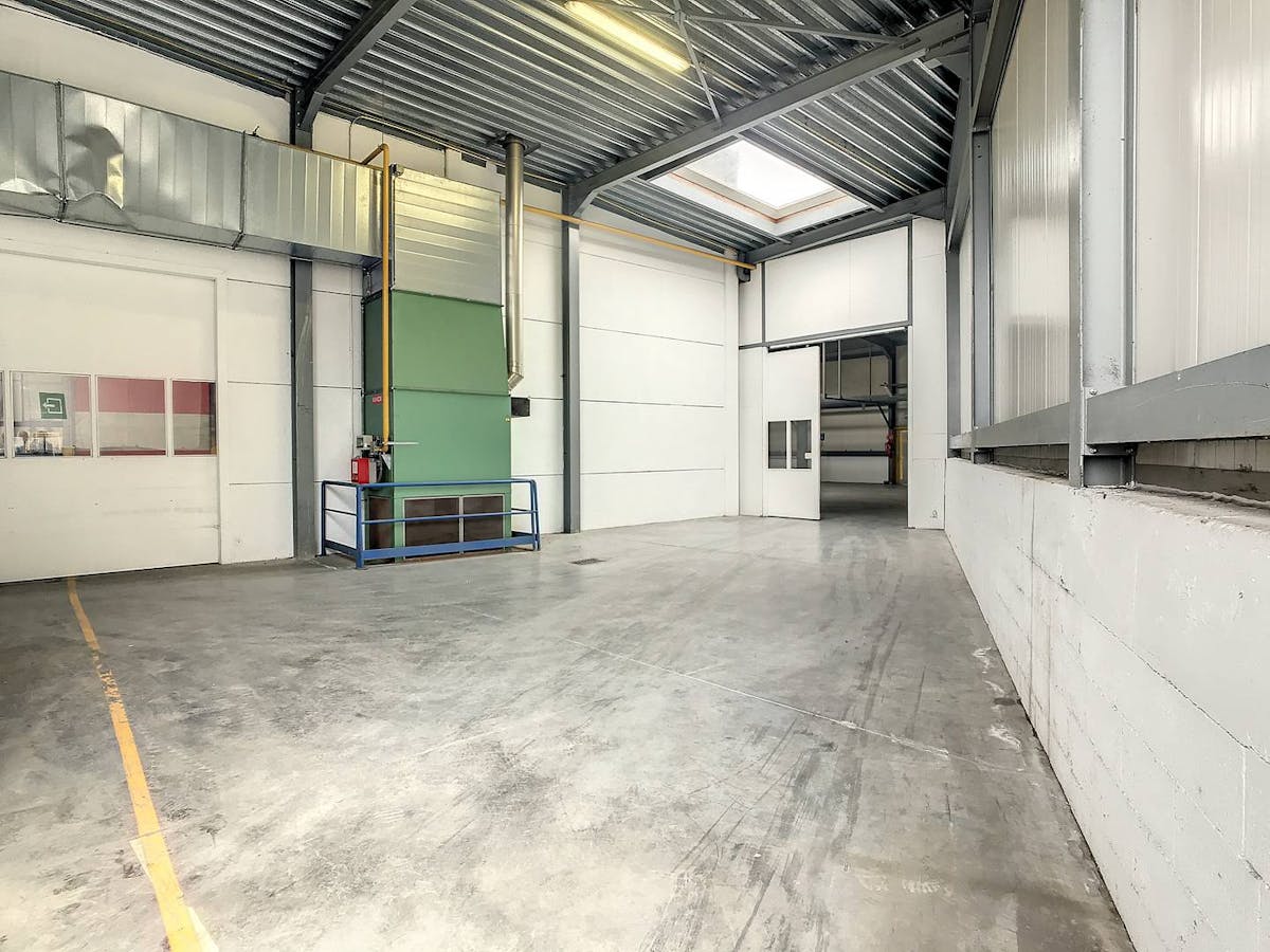 Magazijn te huur van ca. 200 m² in Kuurne - foto 3