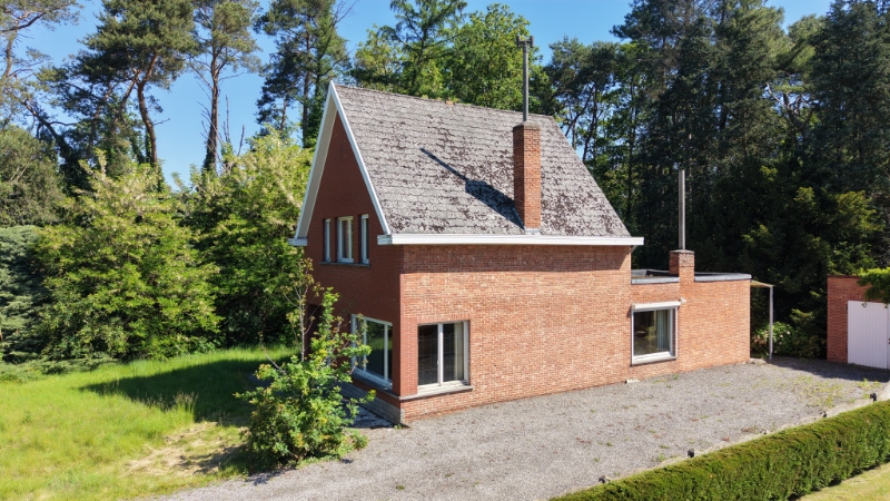 Woning van 155m² in open bebouwing op 10 are 30ca - foto 5