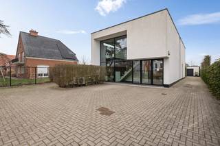 Commercial à vendre à Ranst