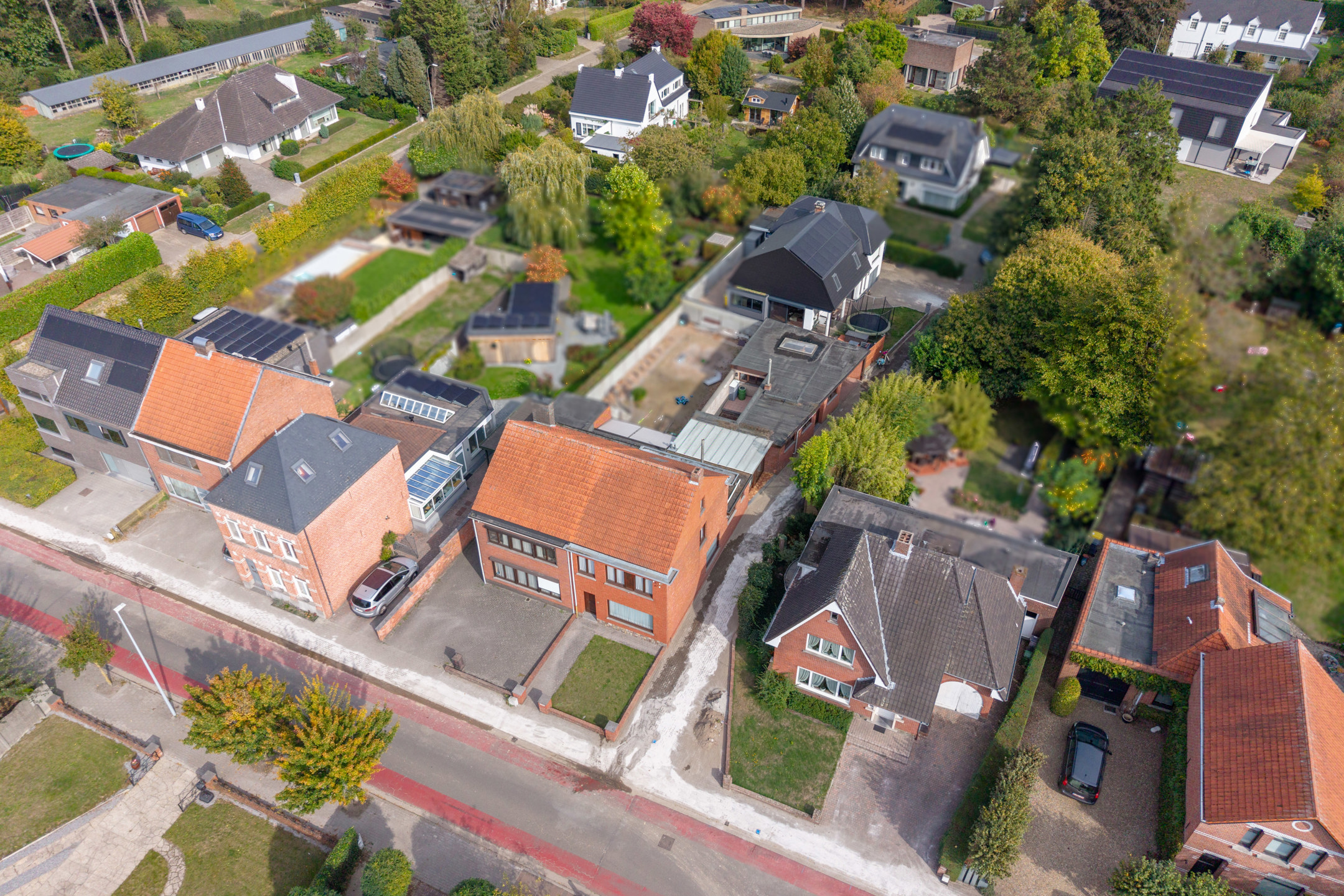 Te renoveren 4slpk woning met magazijn/garage te Vosselaar. - foto 2