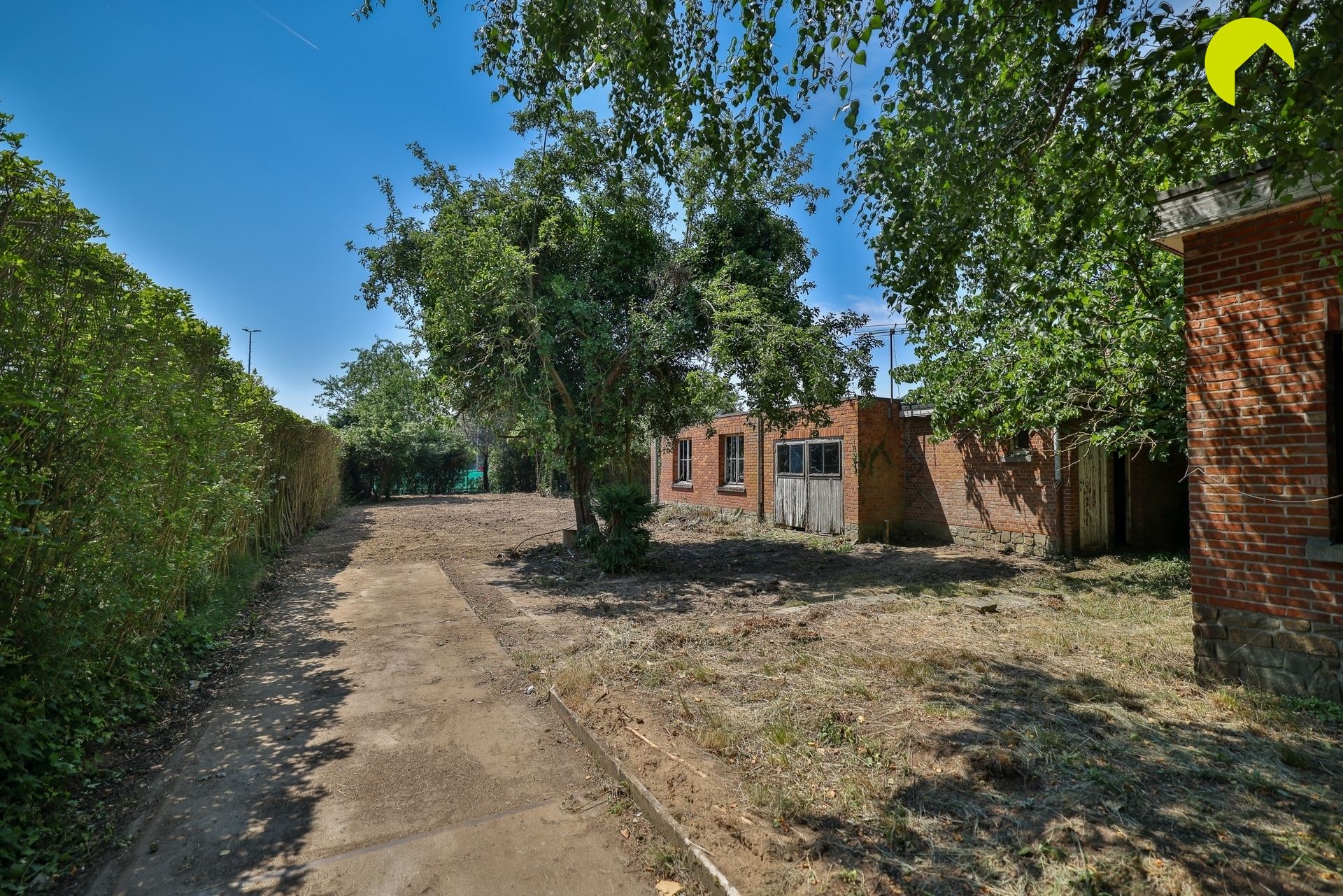 Te renoveren woning/villagrond op toplocatie in Edegem - foto 5