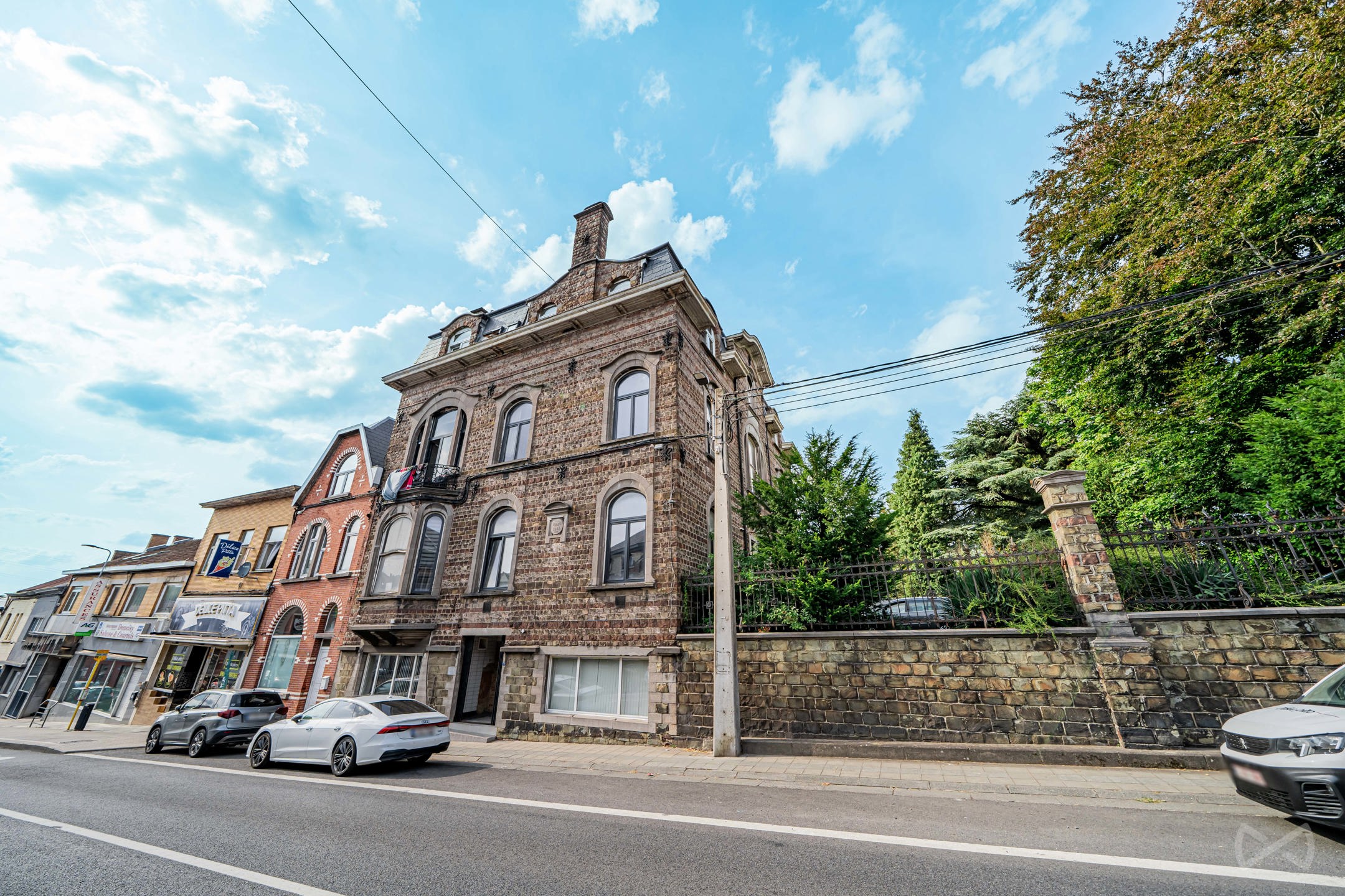 Huis te koop in Courcelles