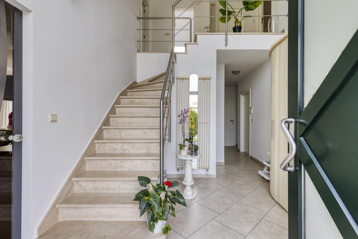 Charming four-façade house on 5a19ca within walking distance of the center of Strombeek - photo 3