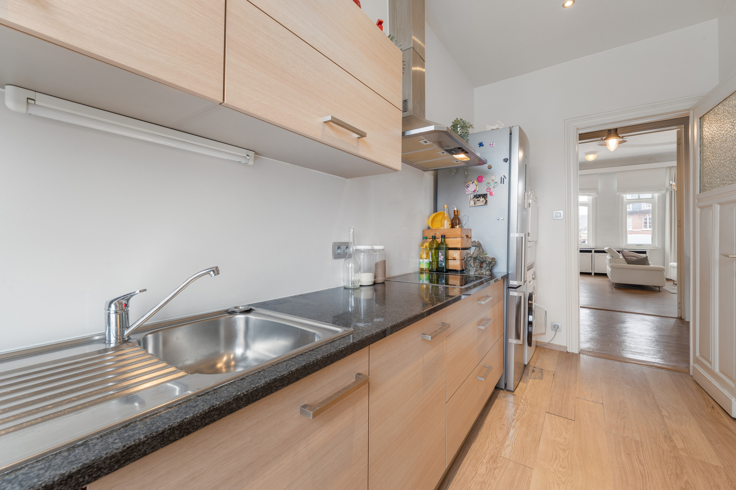 Instapklaar handelspand met woonst in centrum - foto 4