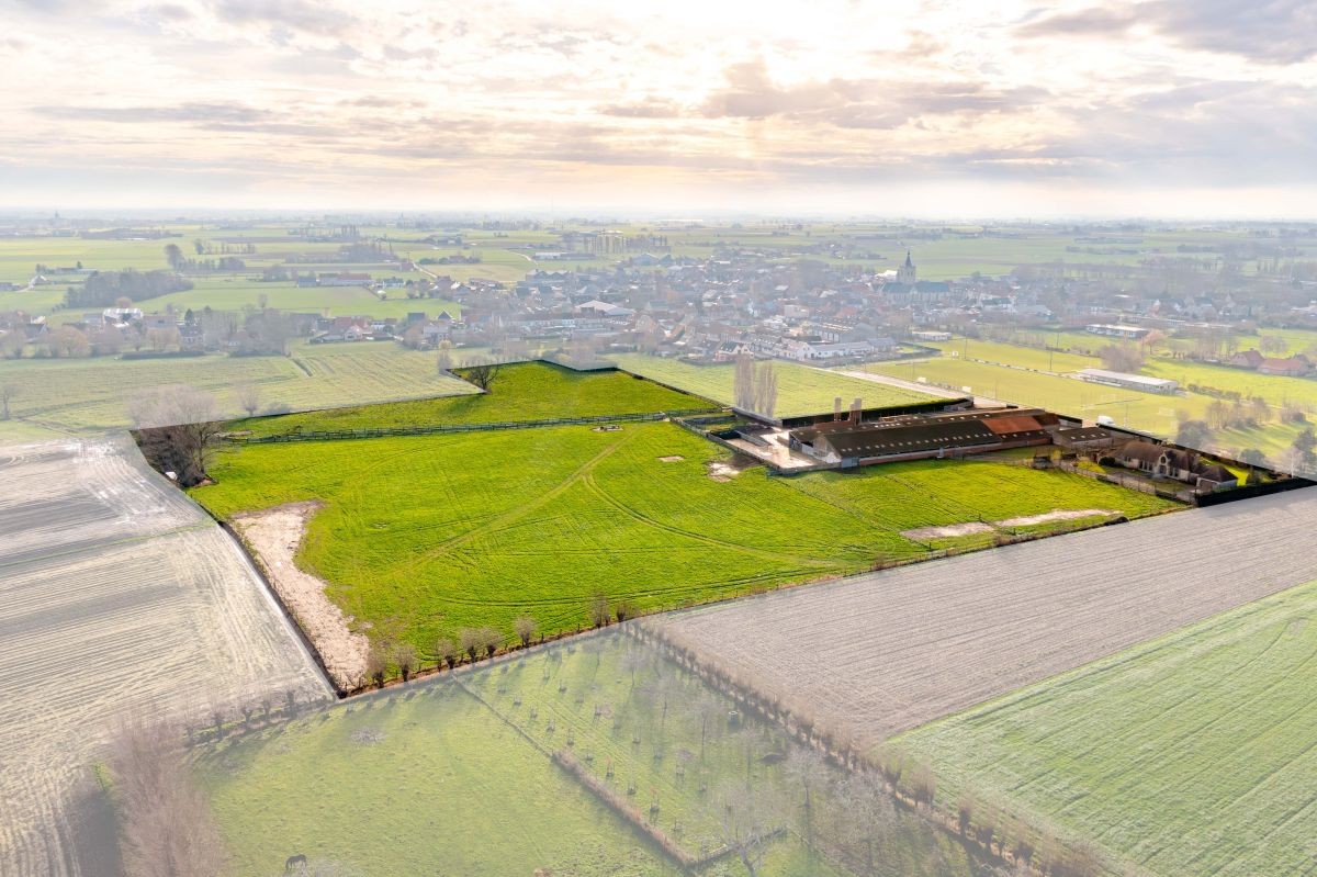 Vleesveebedrijf te koop op 5,85 ha te Alveringem - photo 2