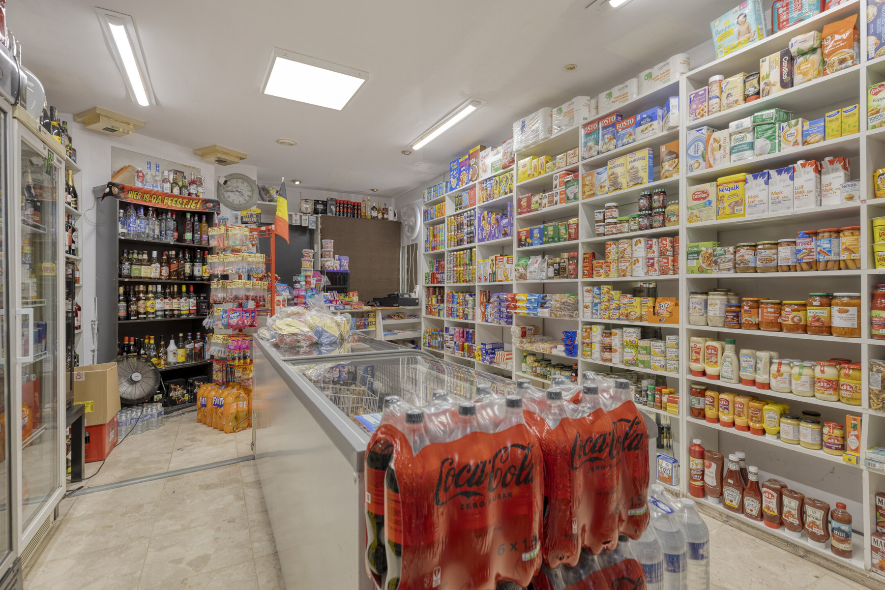 Centraal gelegen woning met handelsruimte - foto 3