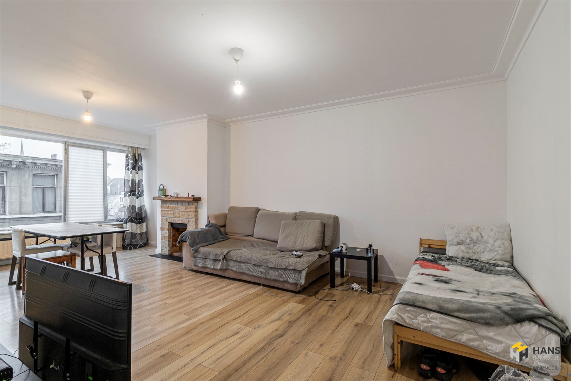 Appartement ( 93 m²) met 2 slaapkamers en zuid-georiënteerd terras (8 m²) in Borgerhout. - foto 4