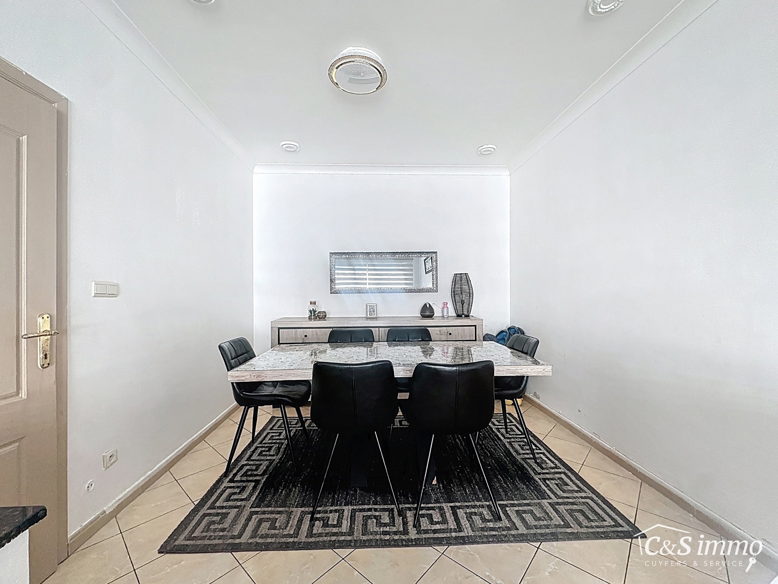 Charmante 3-slaapkamerwoning in een rustige straat te Merksem - foto 2