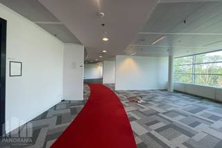 Discover this premium office space with a total surface area of 301 m². The building enjoys an excellent location close to the E411, offering quick access to the Brussels Ring (R0). The E40 and General Jacques Avenue (N4) are also nearby, ensuring fast and convenient connections to Brussels city centre and Brussels Airport.<br /><br />This move-in-ready office space is equipped with air conditioning and features a well-designed layout with private offices, glass partition walls, several meeting rooms suitable for both one-to-one meetings and larger conferences, as well as spacious terraces.<br /><br />The building offers a large bicycle storage area with shared bikes, as well as secure indoor and outdoor parking facilities equipped with charging stations for electric vehicles. Occupants also benefit from a wide range of on-site amenities, including a coworking space, a restaurant, a professional reception and shower facilities.<br /><br />The building also stands out for its sustainable features, including a green roof, solar panels and a rainwater harvesting system, contributing to an energy-efficient and future-oriented working environment.<br /><br />Contact PANORAMA B2B for more information or to arrange a no-obligation viewing on +32 477 09 00 09.