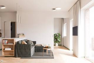 LAATSTE 7 UNITS : <br />"Royaal wonen en Kwalitatieve zorg als u dat wenst".  Residenties Reyselbergh zijn geen doorsnee assistentiewoningen, maar een architecturaal hoogstaande ontwikkeling, vormgegeven in 6 kleinschalige woonentiteiten, verbonden via groendaken en steegwerking met zicht op de Wingevallei. <br /><br />Deze woning is een type T2 , met overal licht via grote ramen, een bewoonbare oppervlakte van 82 m2, 2 ruime slaapkamers en 1 ruim terras van 12 m2 (er zijn ook woningen met een terras van zelfs 30m2). <br />Badkamer met inloopdouche en toilet en lavabomeubel, een gastentoilet, een lichtrijke leef- en eetruimte en een kwalitatieve keuken mét kookeiland met 5 hoogwaardige toestellen van Siemens of Miele naargelang uw eis, met kookeiland. Iedere eigenaar koopt ook bijkomend een ruime berging van ±4 m2 en een eigen grote autostaanplaats voor samen 26.000 euro.<br /><br />De volledige ontwikkeling wordt instapklaar én schilderklaar opgeleverd. U geniet zowel interieur als exterieur een afwerking op het hoogste niveau, in een groene omgeving met toparchitectuur.<br /><br />Door de inrichting en dito erkenning als zorgflat geniet u bij aankoop van het voordelige gunsttarief van 12% BTW én bent u jaarlijks vrijgesteld van Onroerende Voorheffing, twee voordelen die u enkel bij dit type appartement geniet, zelfs als u investeerder bent.  Een aankoop aan 6% btw is ook mogelijk als u aan de voorwaarden voldoet.<br /><br />Er is een bushalte voor de residentie en op wandelafstand een dagbladhandel , een apotheek , bankkantoren en de Winge Golf &amp; Country Club.  Residenties Reyselbergh bevinden zich op het kruispunt van het Hageland : u heeft perfecte aansluiting met Leuven, Tienen, Diest en Aarschot vanuit het vlakbij gelegen "Gouden Kruispunt".<br /><br />Bent u ook overtuigd van deze perfecte combinatie van wonen, zorg en ligging ? Bel dan meteen 016 60 3000 voor meer informatie en voor een afspraak, de koffie staat klaar. 