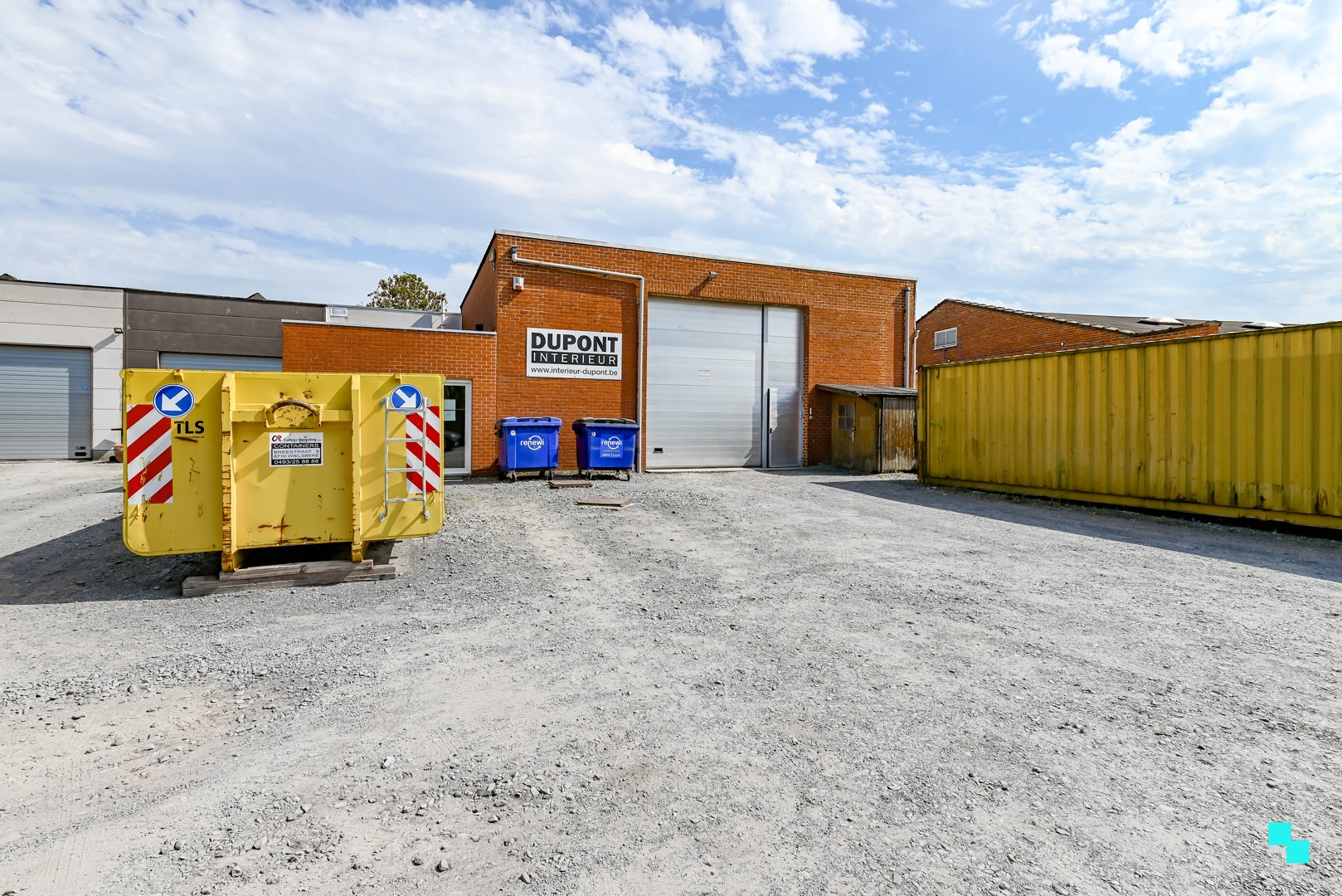 Gunstig gelegen werkplaats / magazijn met bureel en diverse parkeergelegenheid - foto 1