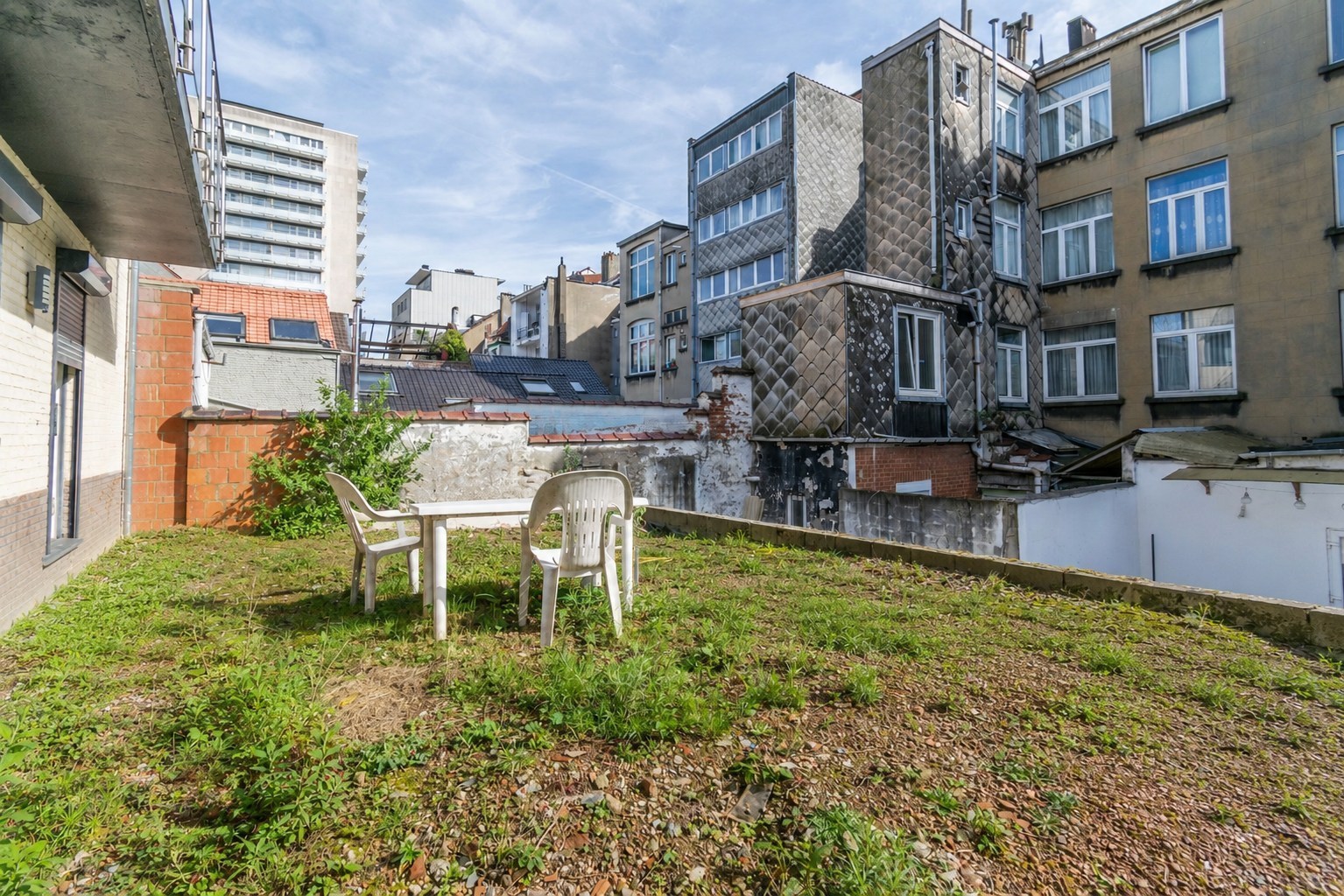 RECENTE OPBRENGSTEIGENDOM MET 2 APPARTEMENTEN! - foto 4