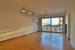 Op zoek naar een centraal gelegen, energiezuinig en ruim appartement van 87 m² met twee ruime slaapkamers op een zucht van de Grote Markt in...