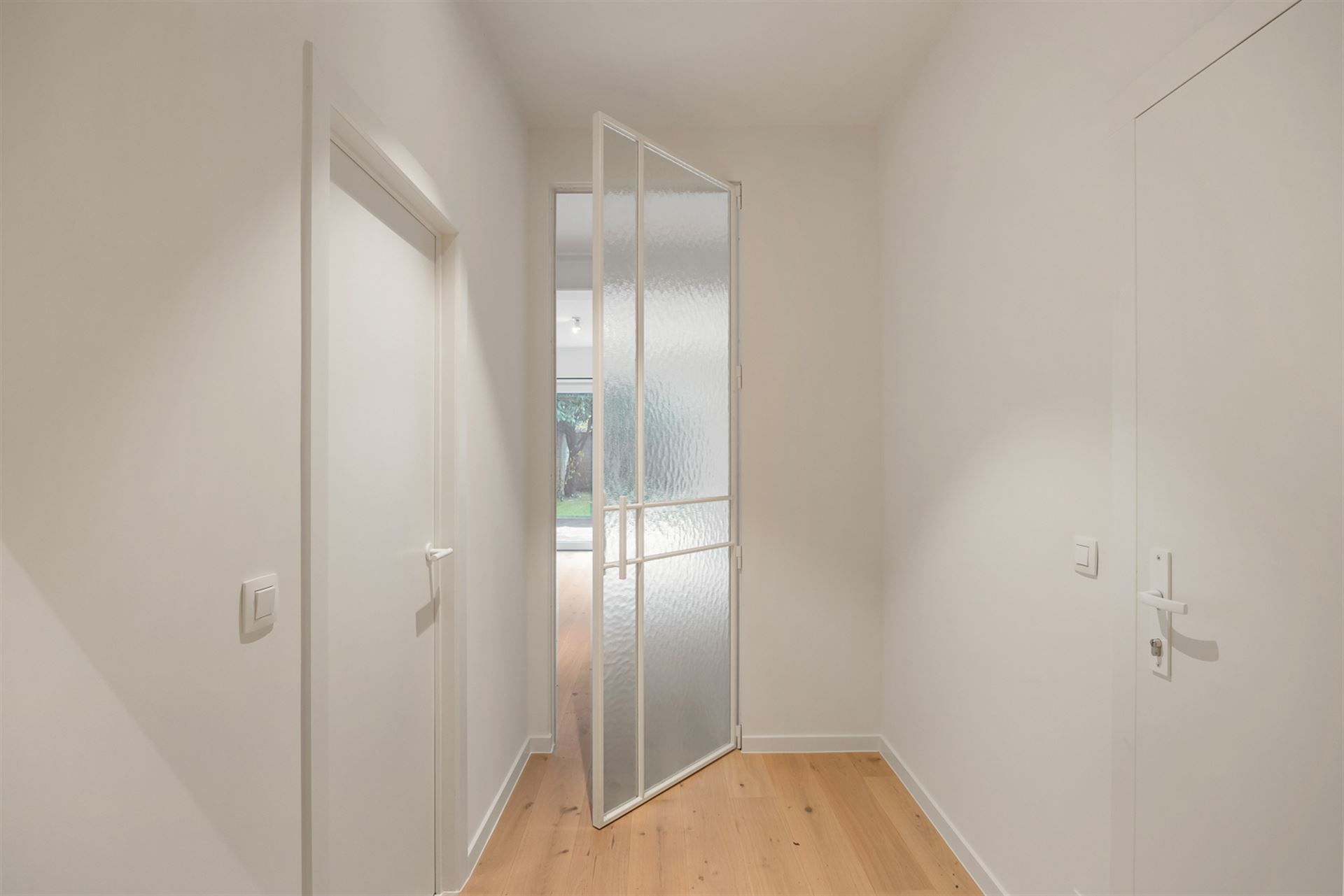 Apartment for sale in Antwerp with 1 bedroom - photo 5