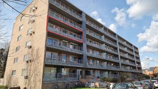 Bent u op zoek naar een nieuwe thuis in de hoofdstad van de smaak? Dit recent gerenoveerd appartement is nu beschikbaar voor verhuur. Gelegen in...