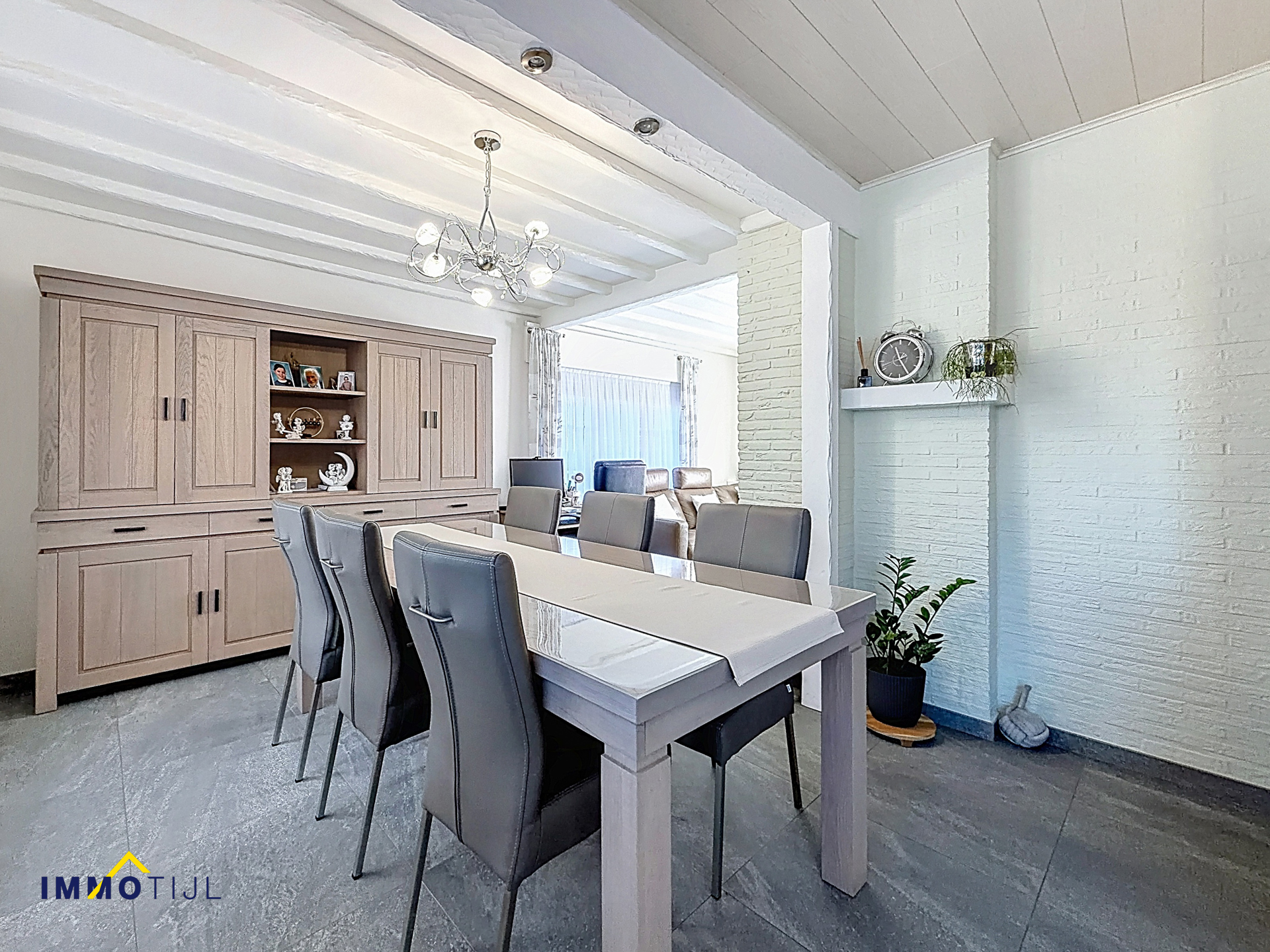 Centraal gelegen gezinswoning met tuin en garage! - foto 5