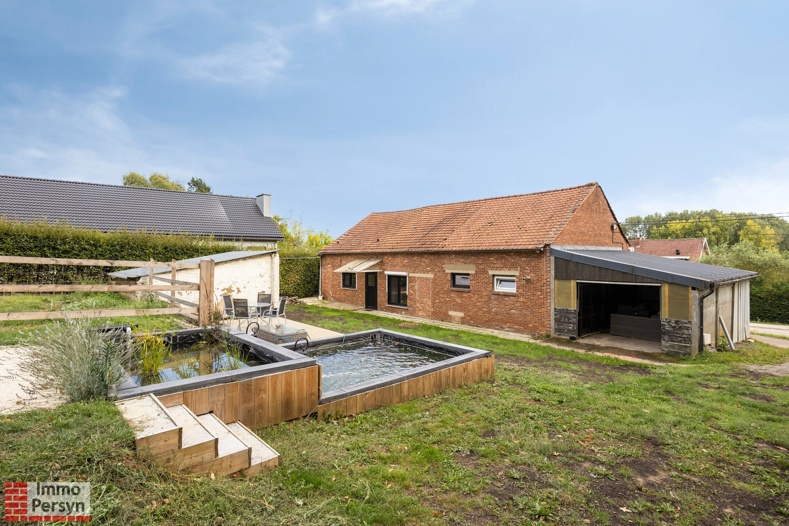 Grotendeels gerenoveerde woning met ruime tuin op 17a75ca - foto 1