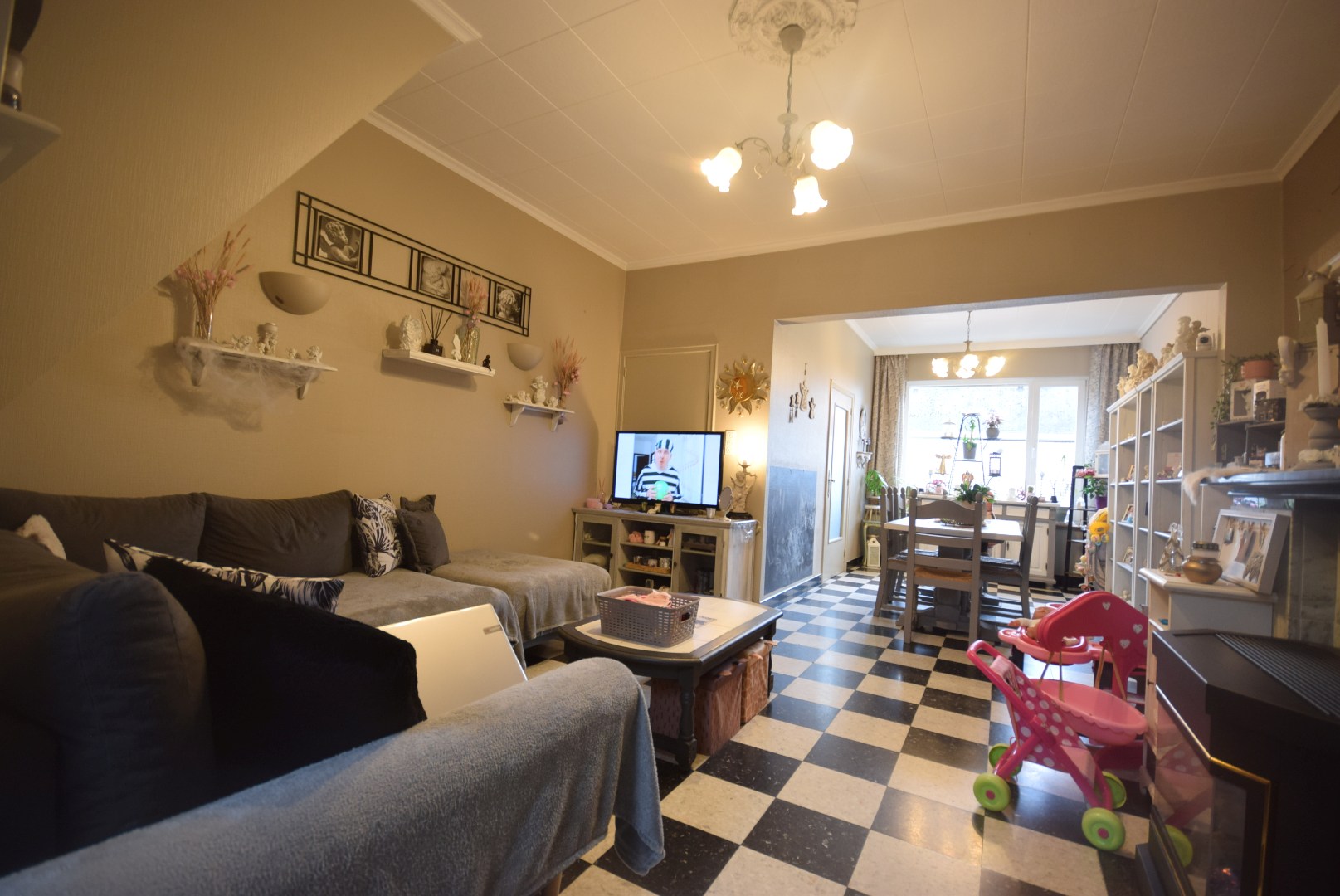 Mooie rijwoning in Ardooie - met achterliggende garage - foto 3