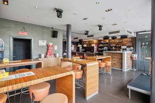 Commercial à vendre à Gistel