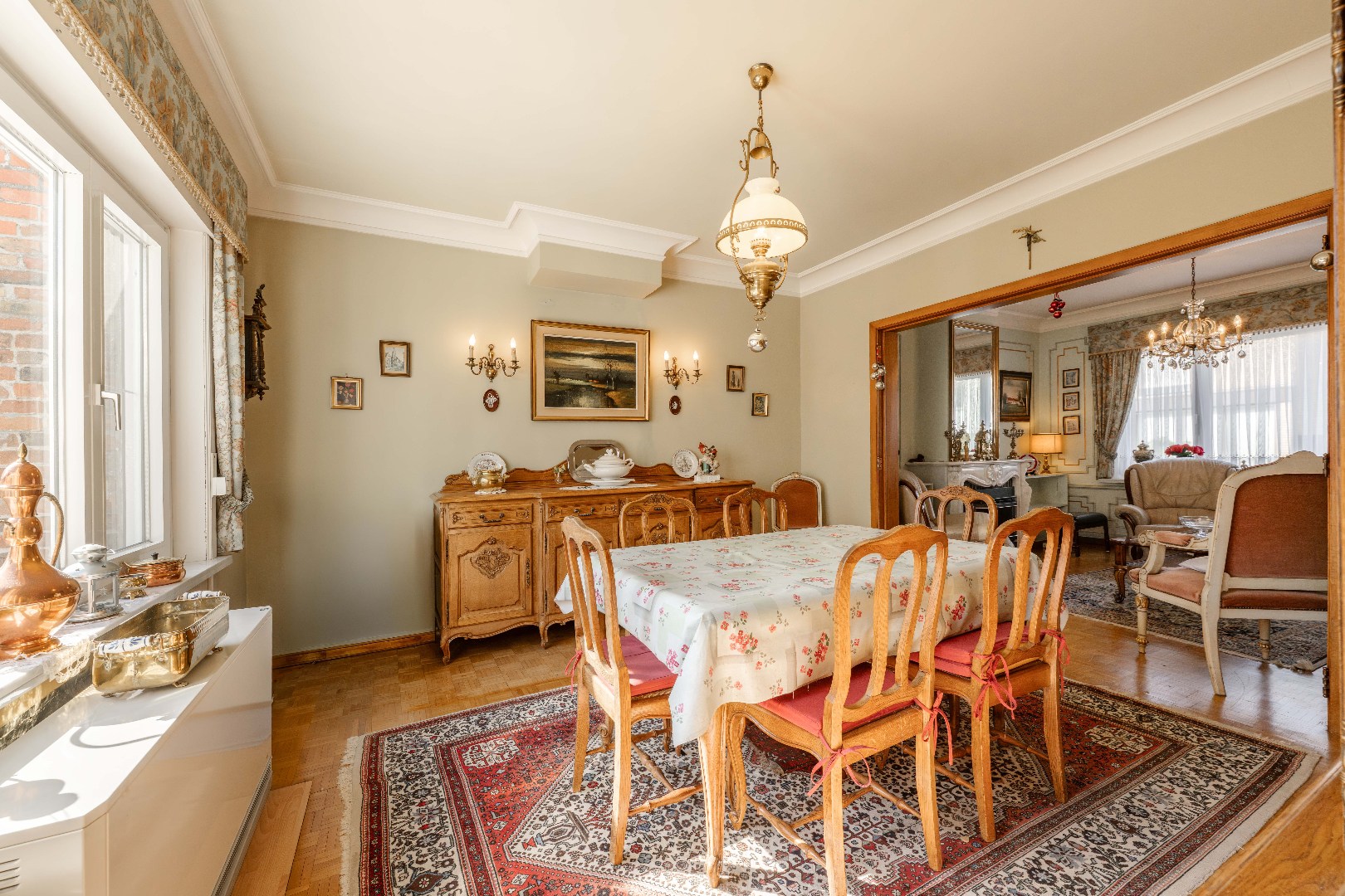 RUSTIG GELEGEN WONING MET DUBBELE GARAGE EN UITWEG!! - foto 3