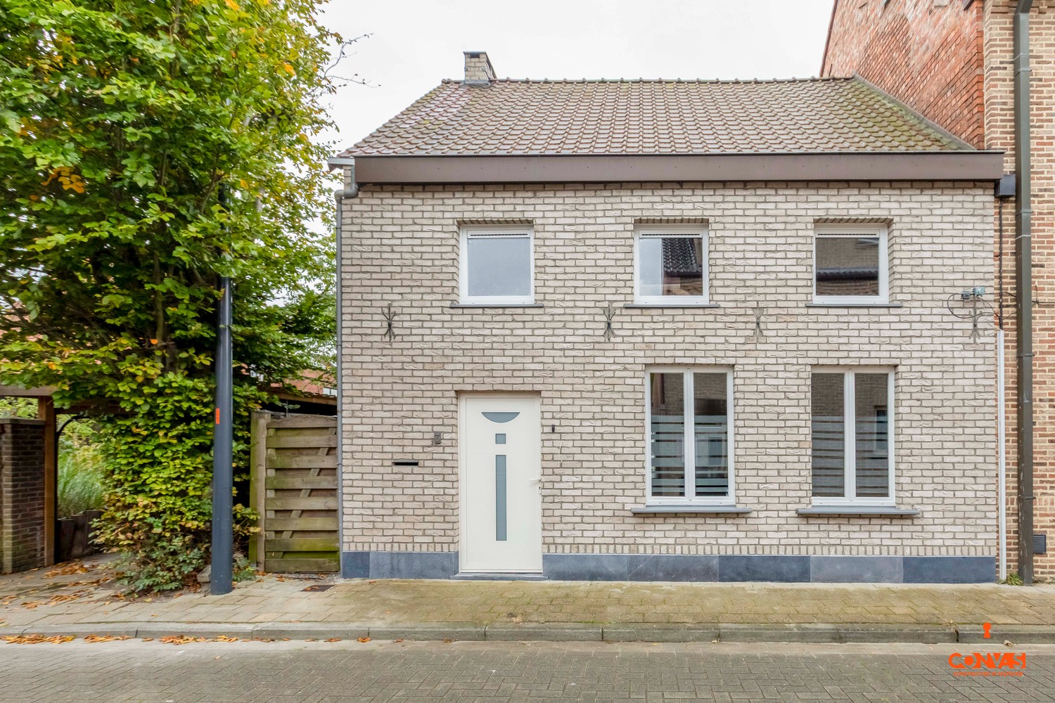Gerenoveerde HOB met tuin en 3 slaapkamers - foto 1