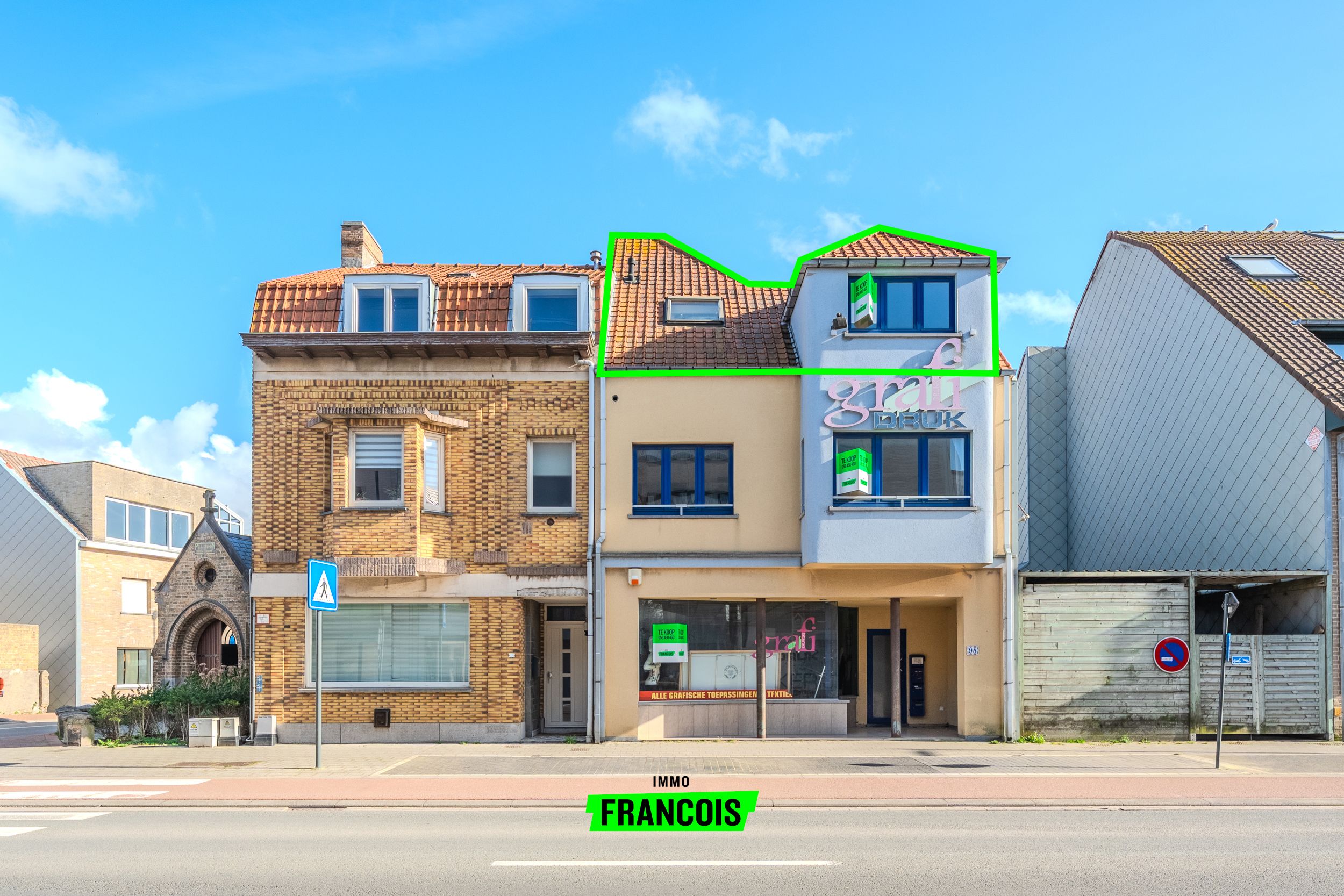 Opbrengsteigendom met handelspand en 3 appartementen in centrum Middelkerke - foto 4