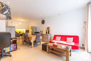 Bij deze eigendom krijgt u de unieke kans om een nieuwbouw appartement aan te kopen onder het stelsel van registratierecht (2% of 12%).Dit zeer...