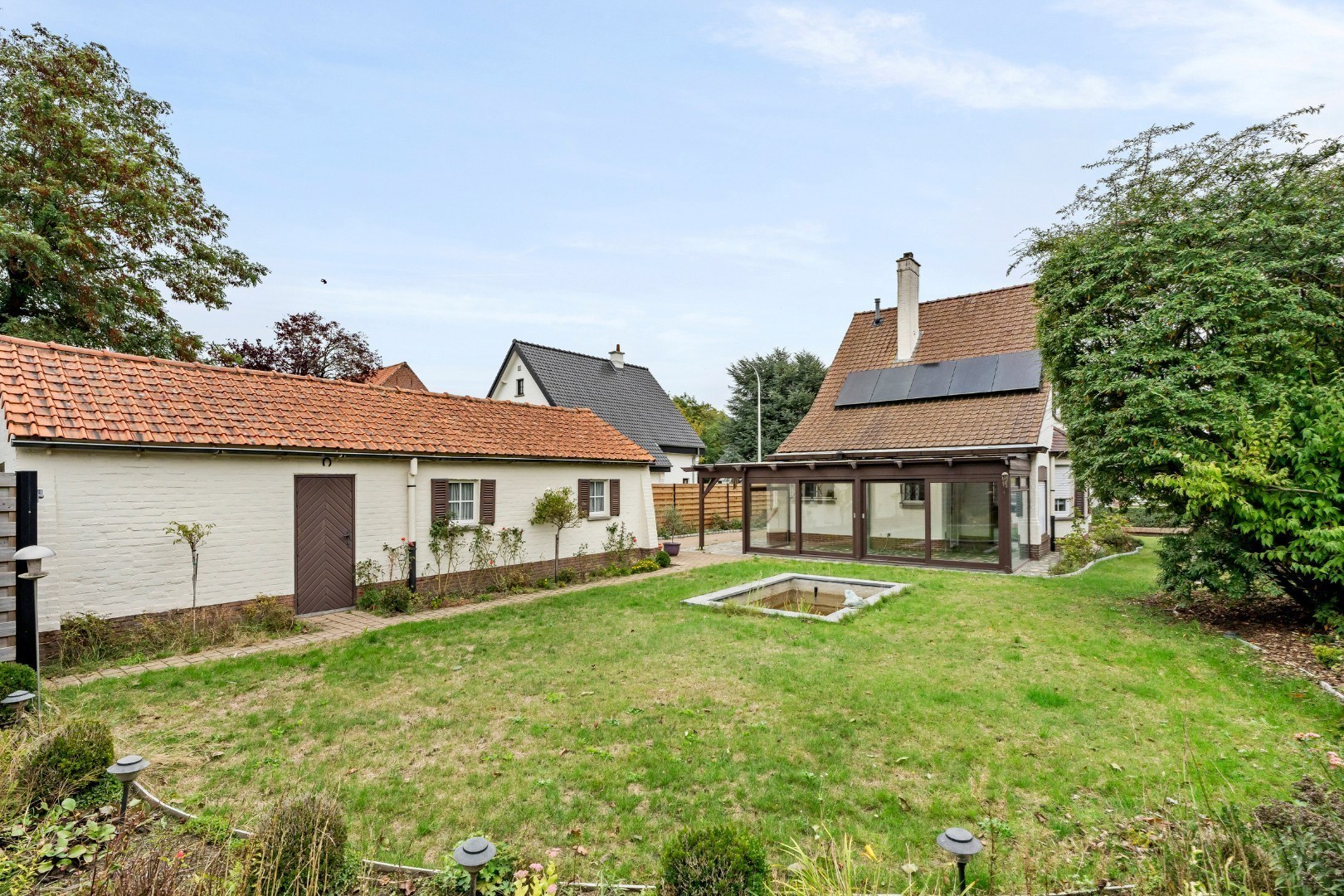 Charmante alleenstaande woning met 3 slaapkamers en garage te Menen - foto 2