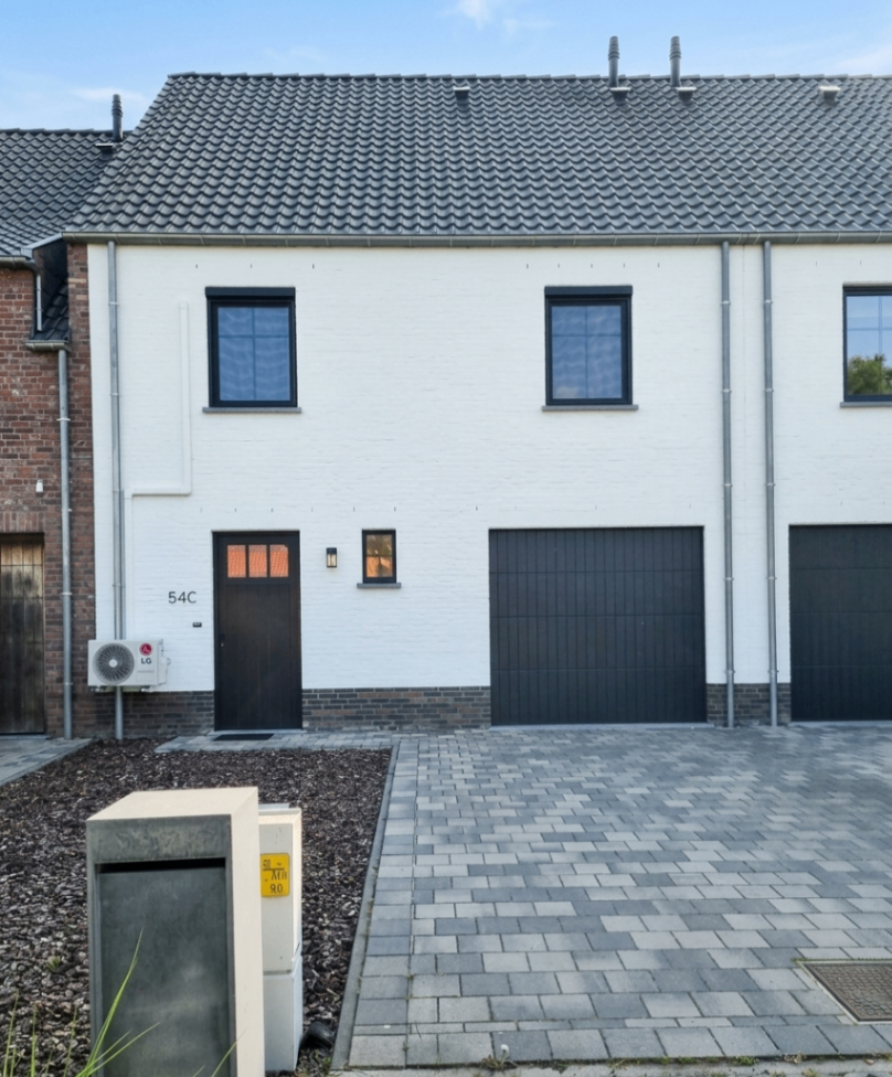 Huis te koop in Evergem met 4 slaapkamers - foto 1
