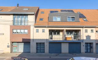 Instapklare bel-etagewoning in rustige en groene omgeving.Gelegen in een verkeersluwe omgeving.Deze uitstekend onderhouden en recente gezinswoning...