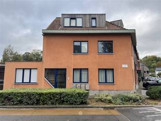 DESTELBERGEN- Ben je op zoek naar een gezellig appartement TE HUUR in centrum Destelbergen?Dan is dit appartement misschien iets voor u.De...