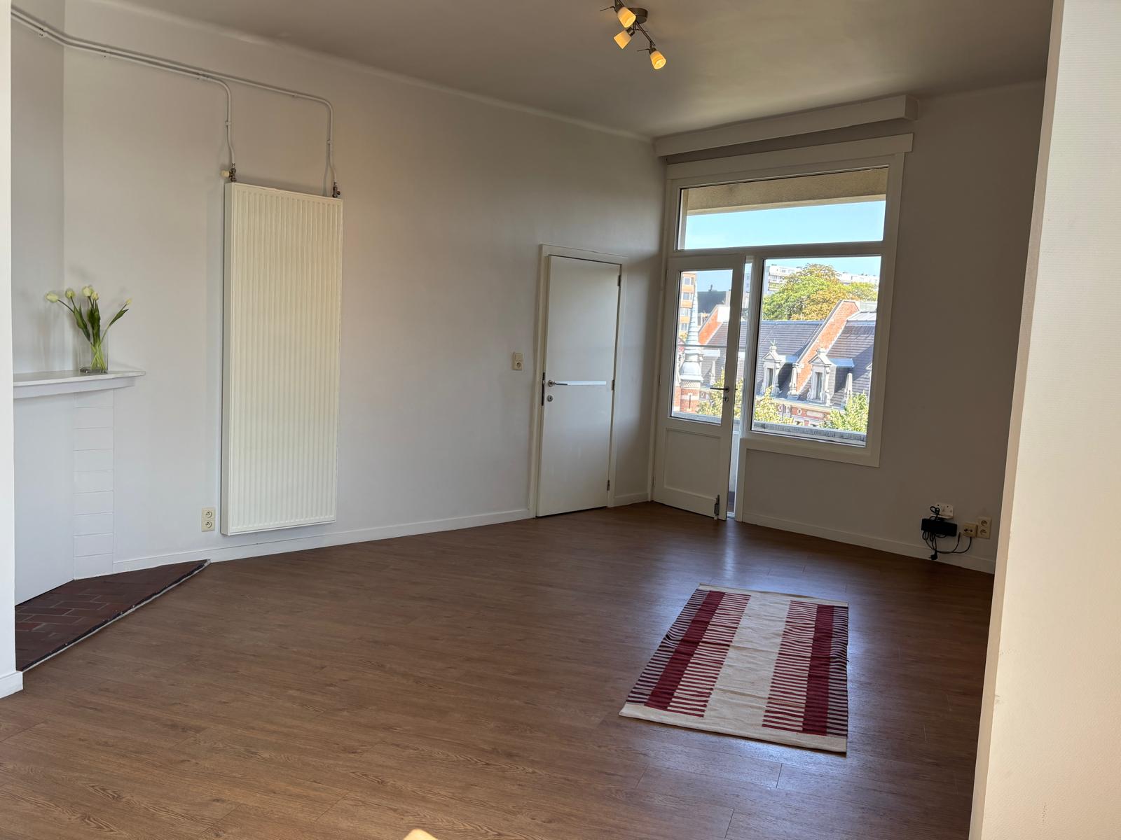 Appartement à louer à Anvers avec 2 chambres - photo 4