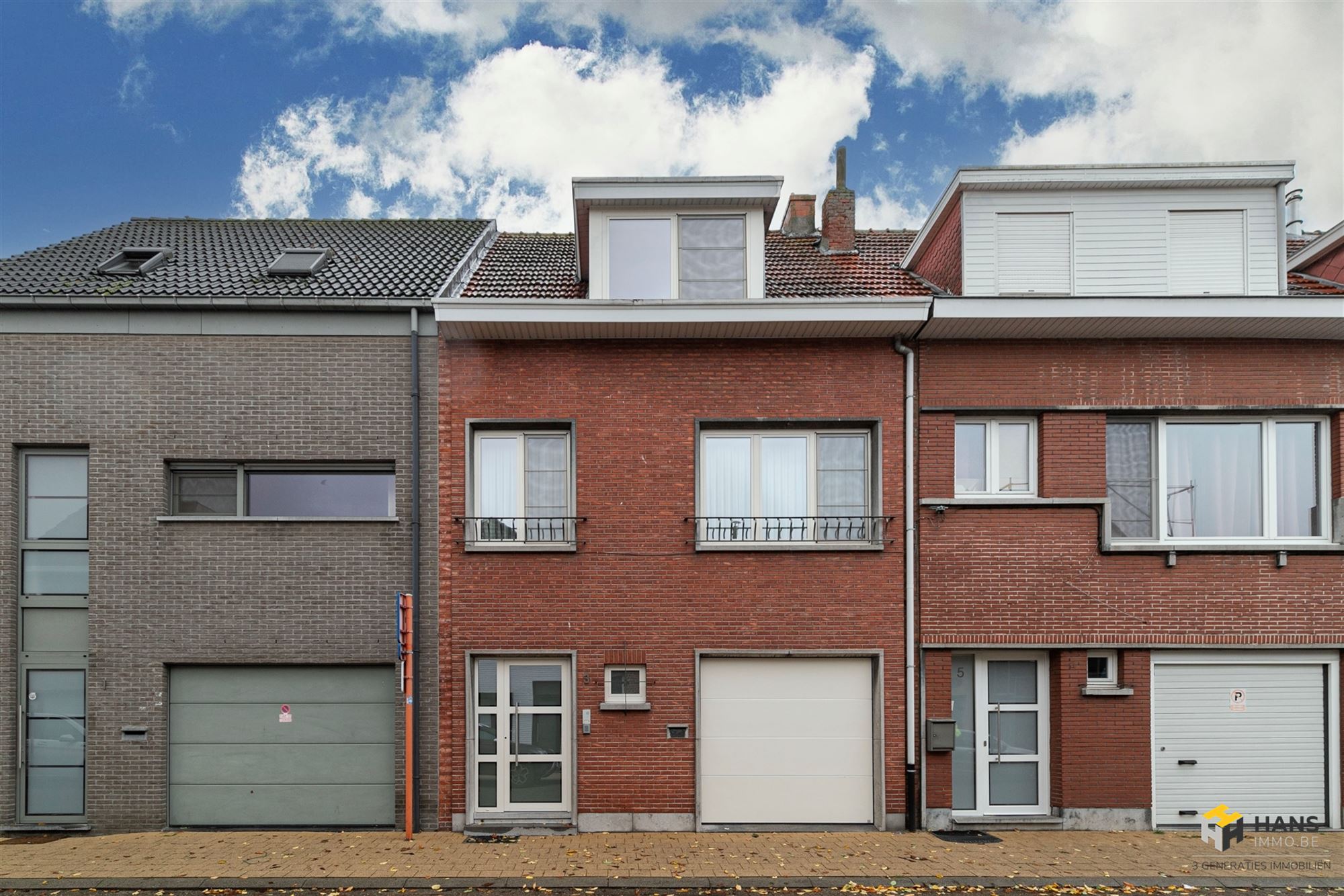 Instapklare woning op toplocatie met 3 slpks en tuin - foto 1