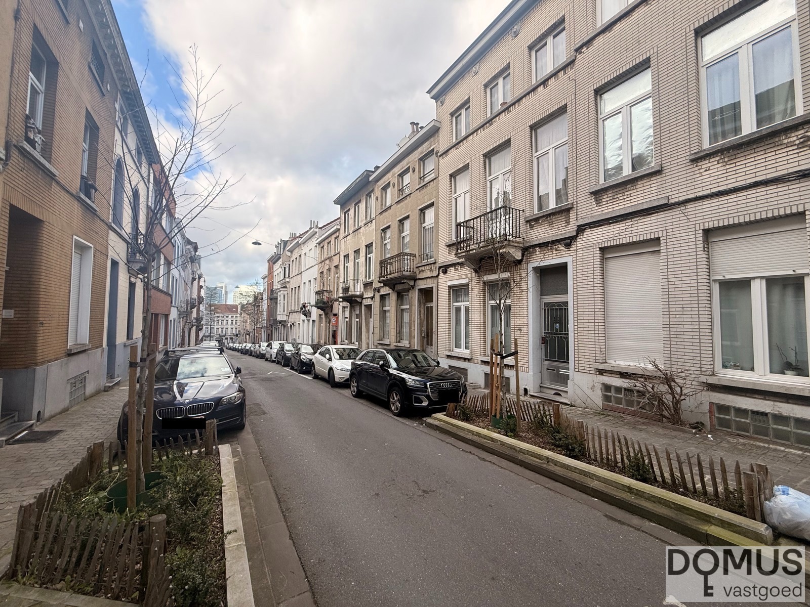 Opbrengstgebouw met 2 appartementen  - foto 2