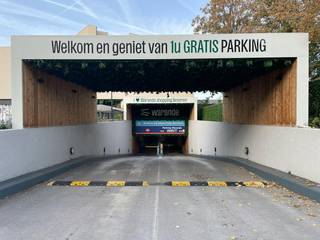 Vous êtes à la recherche d'un investissement qui ne vous pose pas de problèmes ?<br />N'oubliez pas de consulter ces parkings.<br /><br />Les 6 parkings sont situés dans le parking souterrain de Warande, dans le cœur commercial de Beveren.<br /><br />Très facile à louer aux résidents locaux et aux commerçants.<br /><br />L'entrée et la sortie sont faciles grâce à la reconnaissance des plaques d'immatriculation.<br /><br />L'achat d'un ou de plusieurs parkings est également possible.<br /><br />Registre des mesures: non