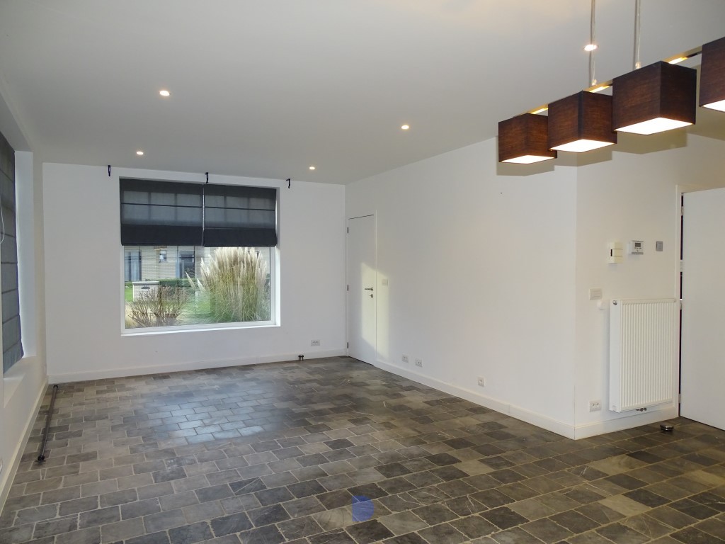 Recente alleenstaande woning met 5 slaapkamers. - foto 5