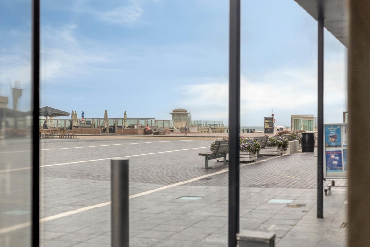 Nieuwbouw casco handelsruimte op topligging te Oostduinkerke - foto 5