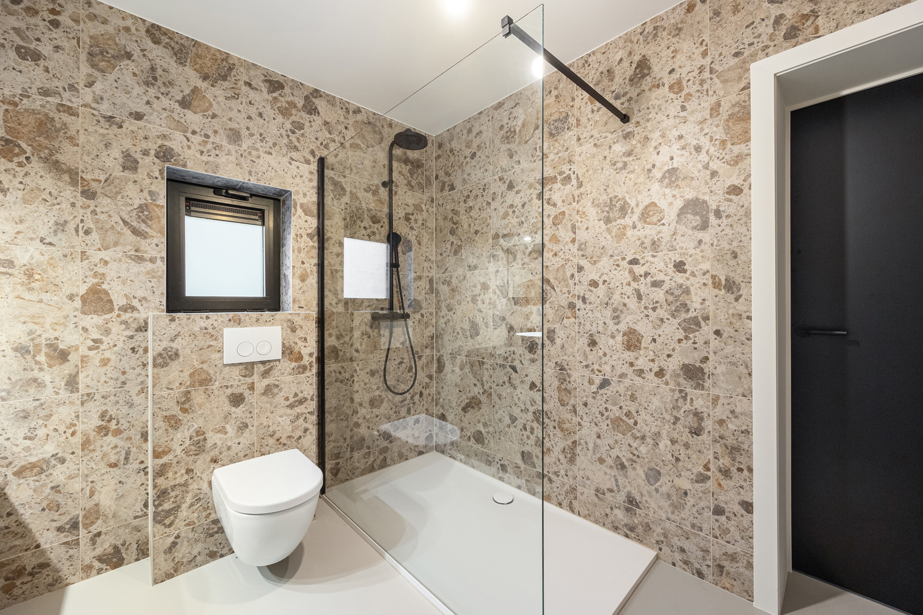 TOEKOMSTGERICHT GELIJKVLOERS APPARTEMENT MET TUIN - foto 5