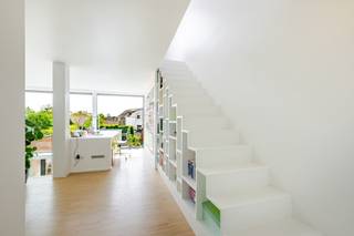 Architecturale parel in het groene Heusden!Deze woning is gelegen op een toplocatie: in een residentiële buurt, en toch vlot bereikbaar! Zeldzaam in...