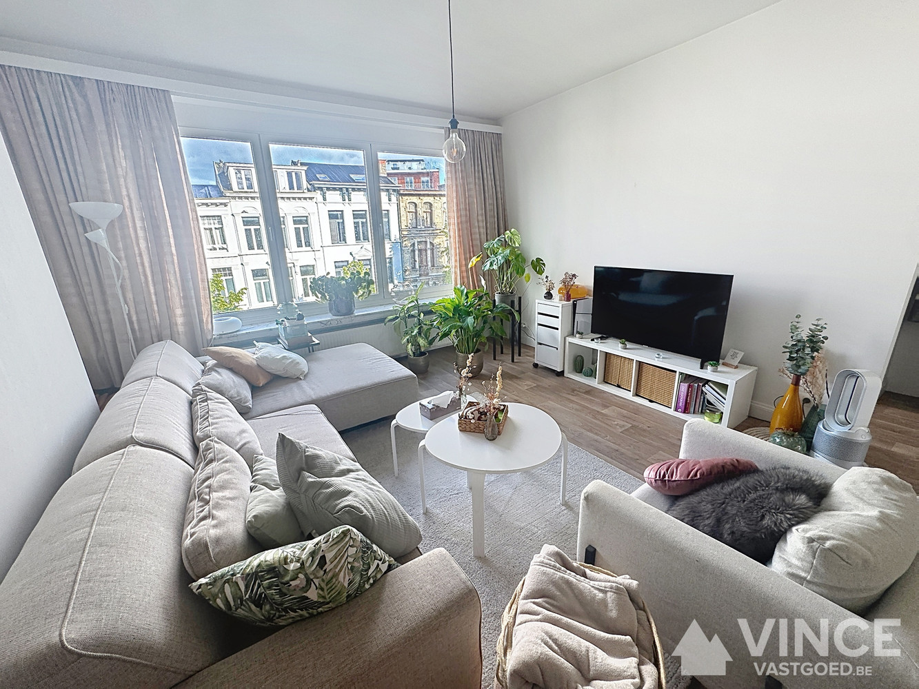 Zeer net en licht appartement op super locatie - foto 4