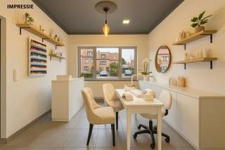 Veelzijdige eigendom op toplocatie combineer wonen & werken of creëer een volwaardige professionele ruimte Ontdek deze unieke vastgoedkans aan de...