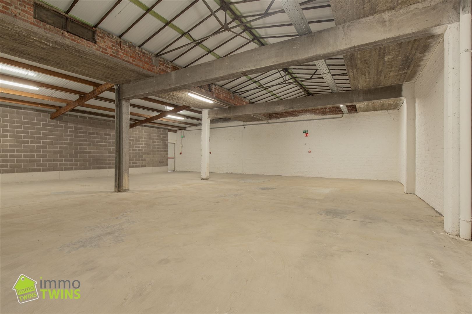 Commercial à louer à Grembergen - photo 1