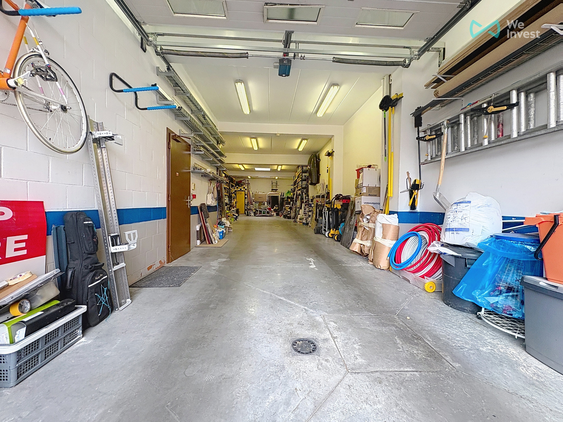 Te koop – Lichte opslagruimte van 130 m² met parking – Evere - foto 1