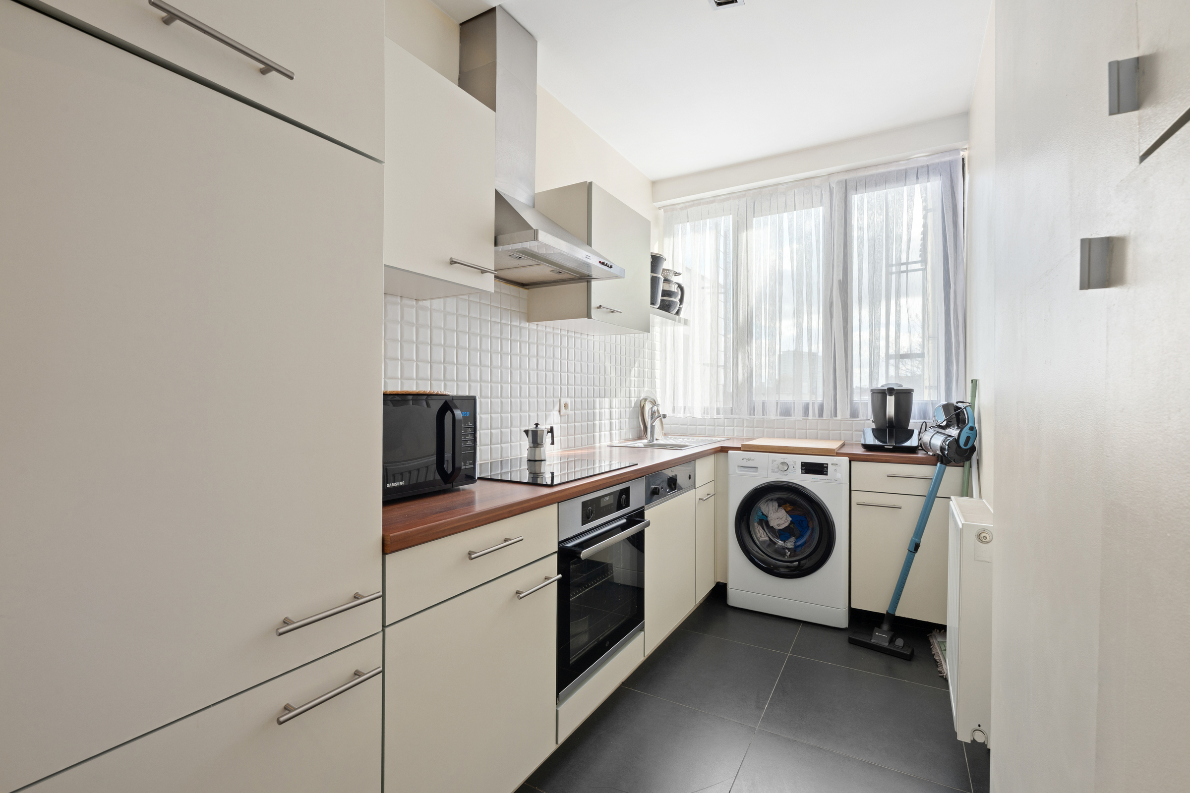 Instapklaar appartement op centrale ligging te Wilrijk! - foto 4