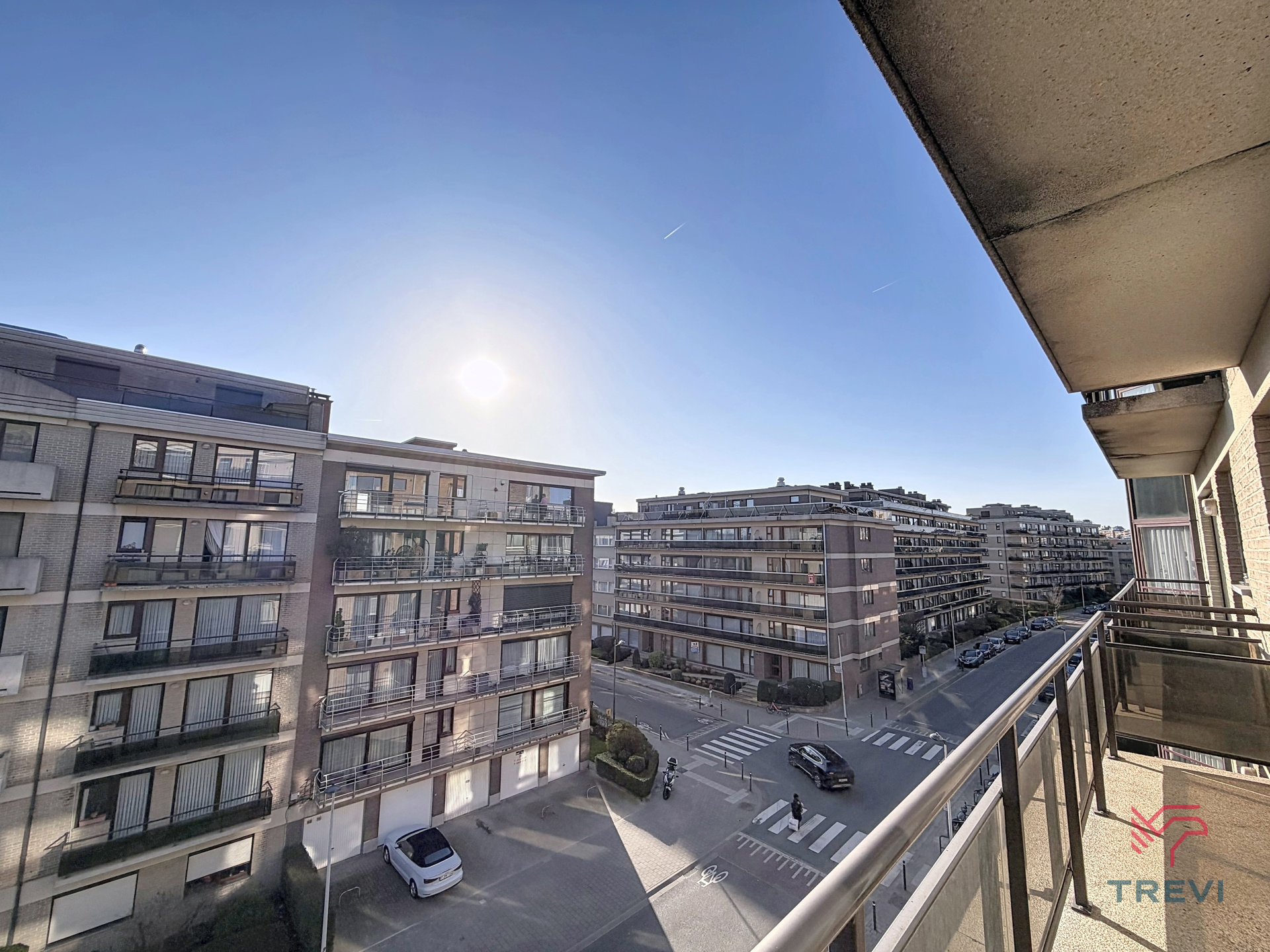 Gerenoveerd appartement met 2 slaapkamers  - foto 5